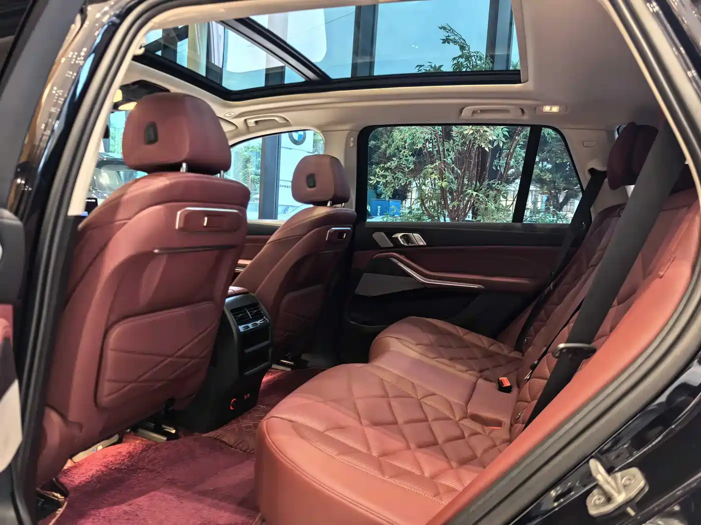 BMW X5 2023 xDrive 30Li Premium M Sport Black Night Package фото 7
