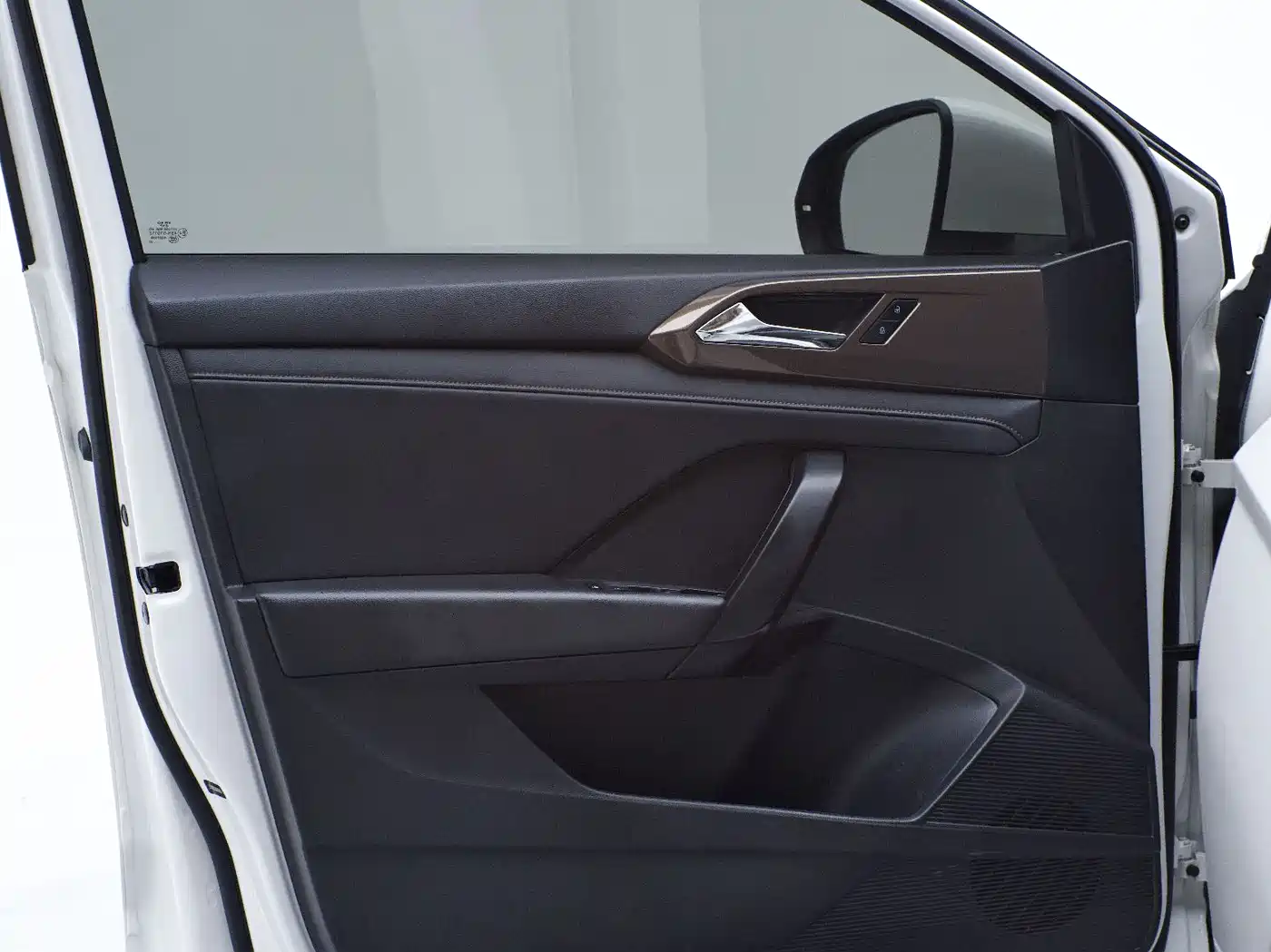 Volkswagen Tharu 2022 280TSI FWD Luxury Edition фото 22