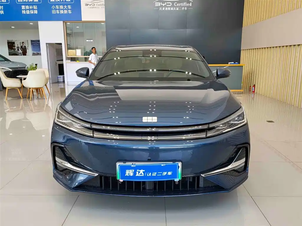 Geely Galaxy Galaxy A7 2025 EM-i фото 2