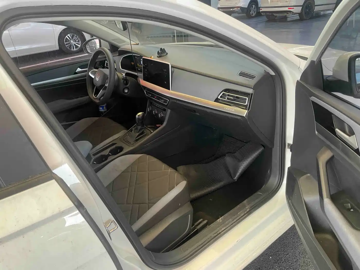 Volkswagen Lavida, миниатюра 6