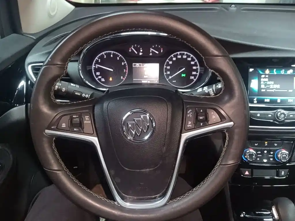 Фото 11 - Buick Encore