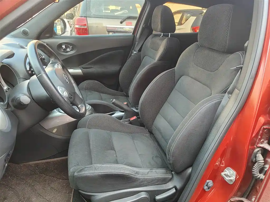 INFINITI ESQ