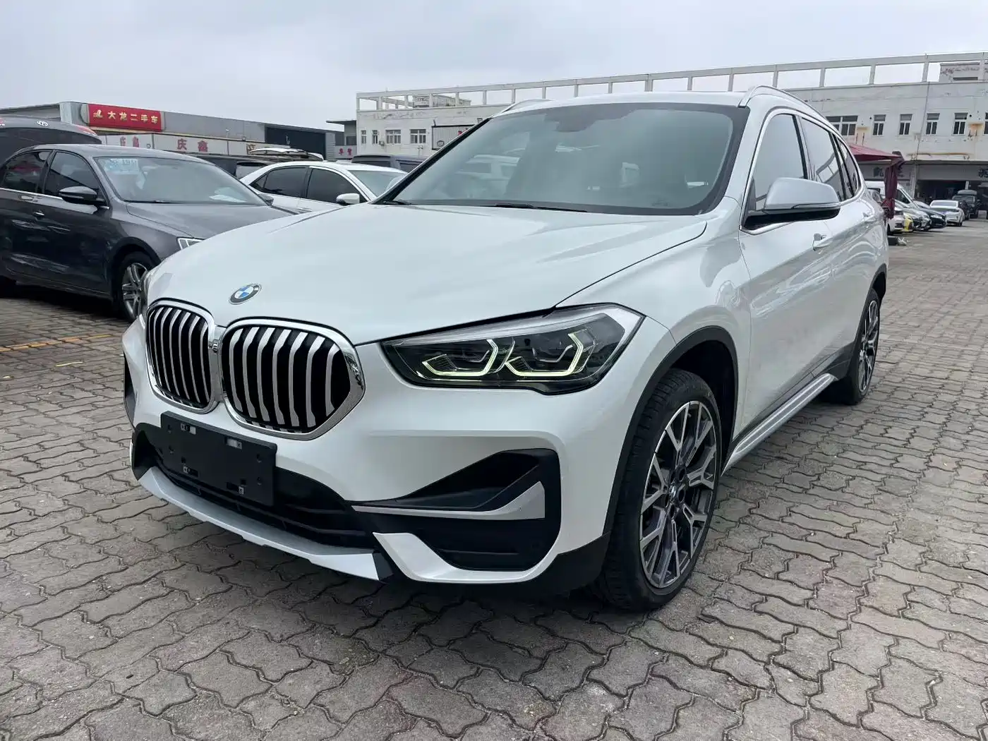 BMW X1 2021 xDrive25Li Exclusive фото 3