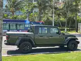 Фото 8 - Jeep Gladiator