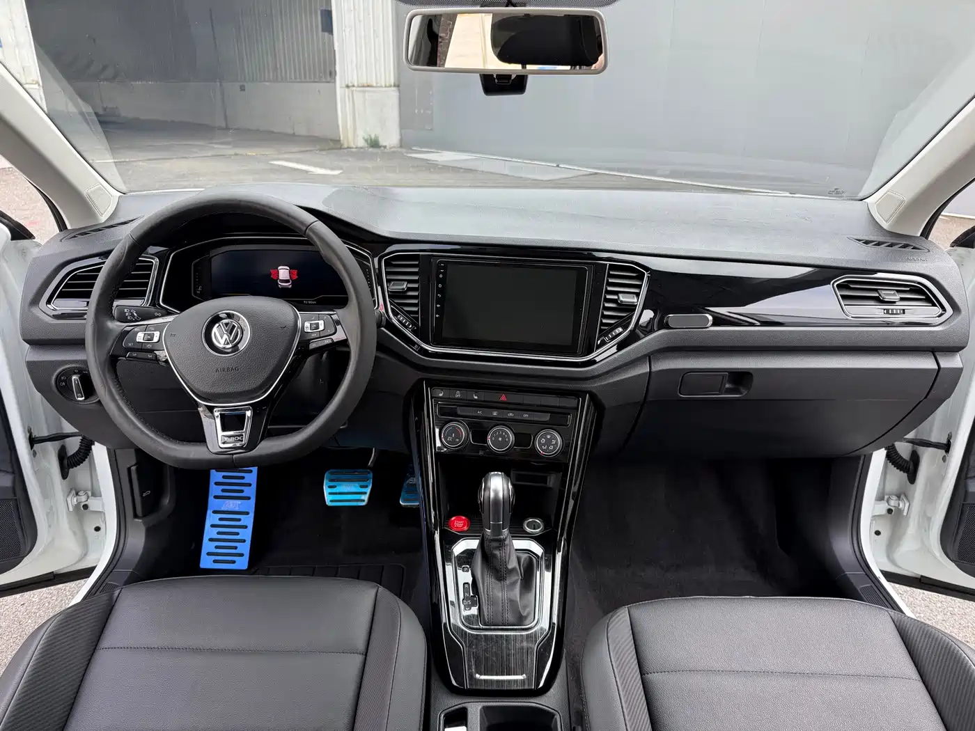 Volkswagen T-Roc, миниатюра 9