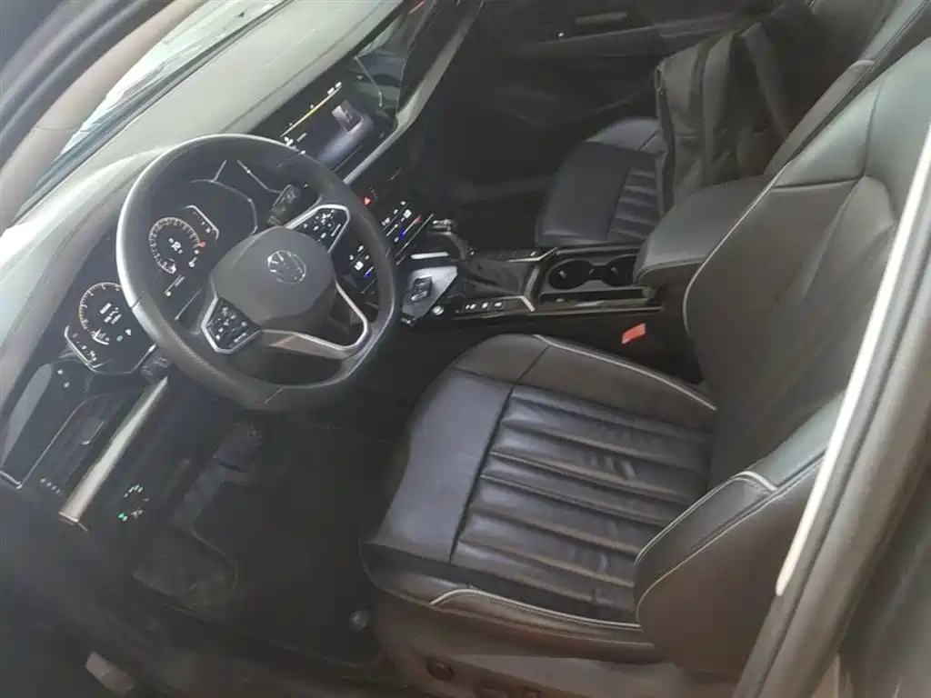 Volkswagen Passat 2023 Facelift 330TSI Elite Edition фото 15