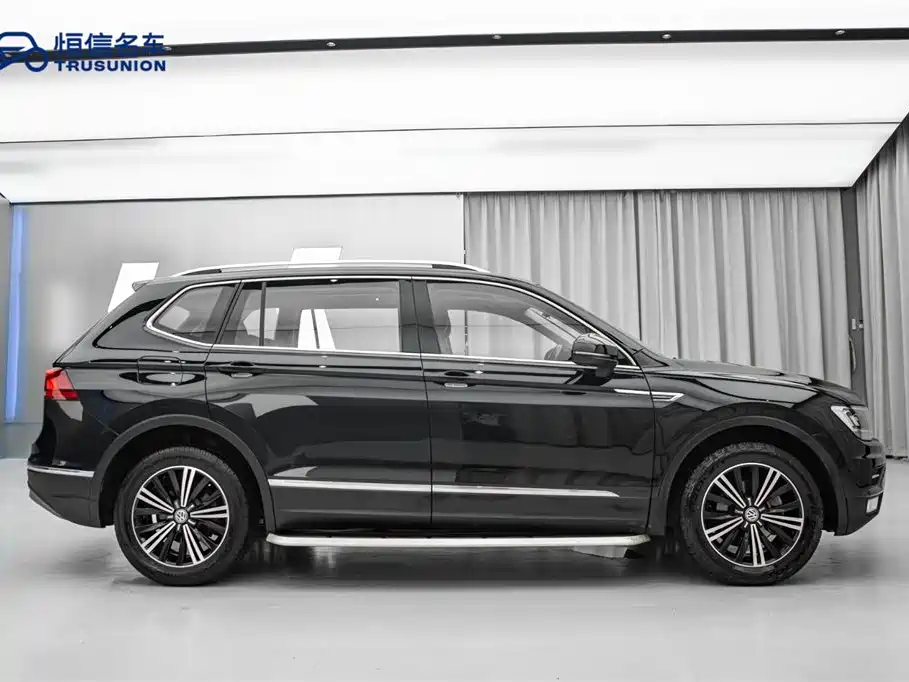 Volkswagen Tiguan L 2019 330TSI Automatic 2WD Panorama Comfort Edition China VI фото 4