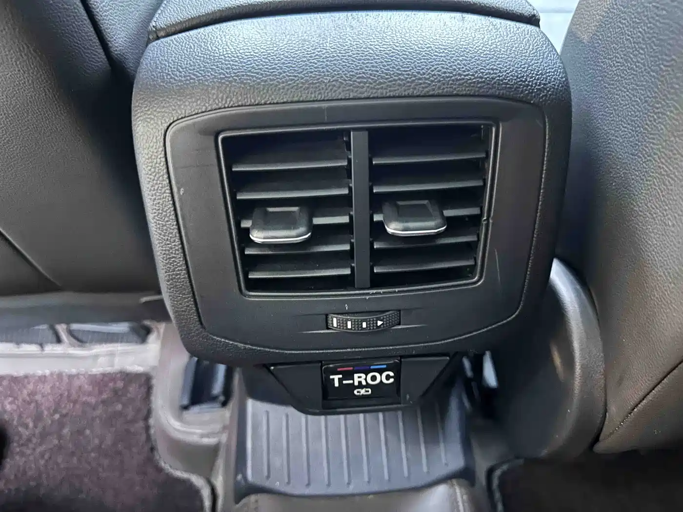 Volkswagen T-ROC 2022 280TSI DSG 2WD Comfort PLUS фото 17