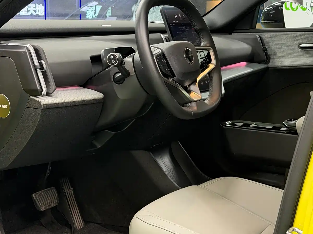 Фото 6 - Volvo EX30