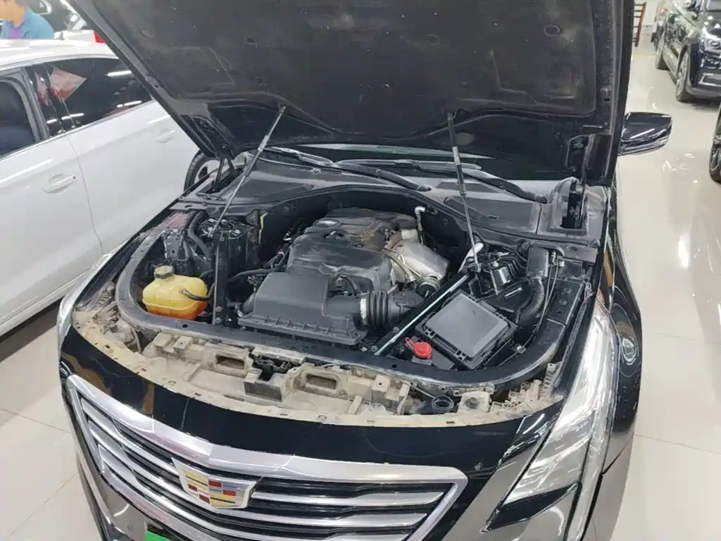 Фото 20 - Cadillac CT6