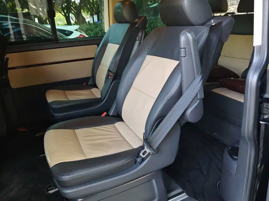 Volkswagen Multivan 2015 2012 2.0TSI 4WD Premium