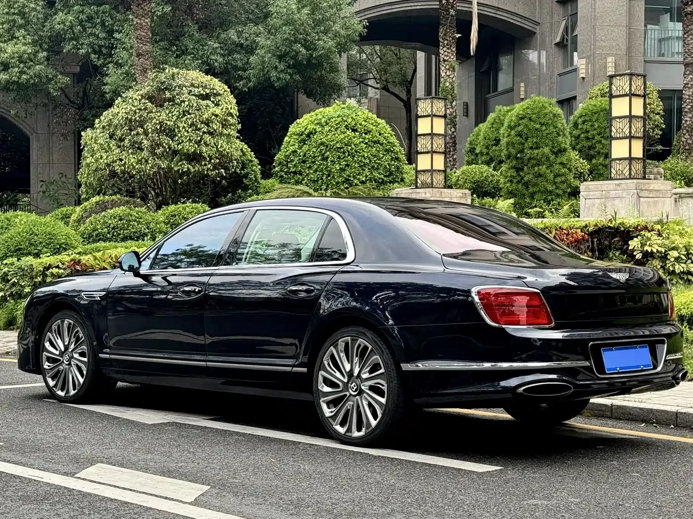 Bentley Flying Spur 2011 2010 6.0T 5-seater Version