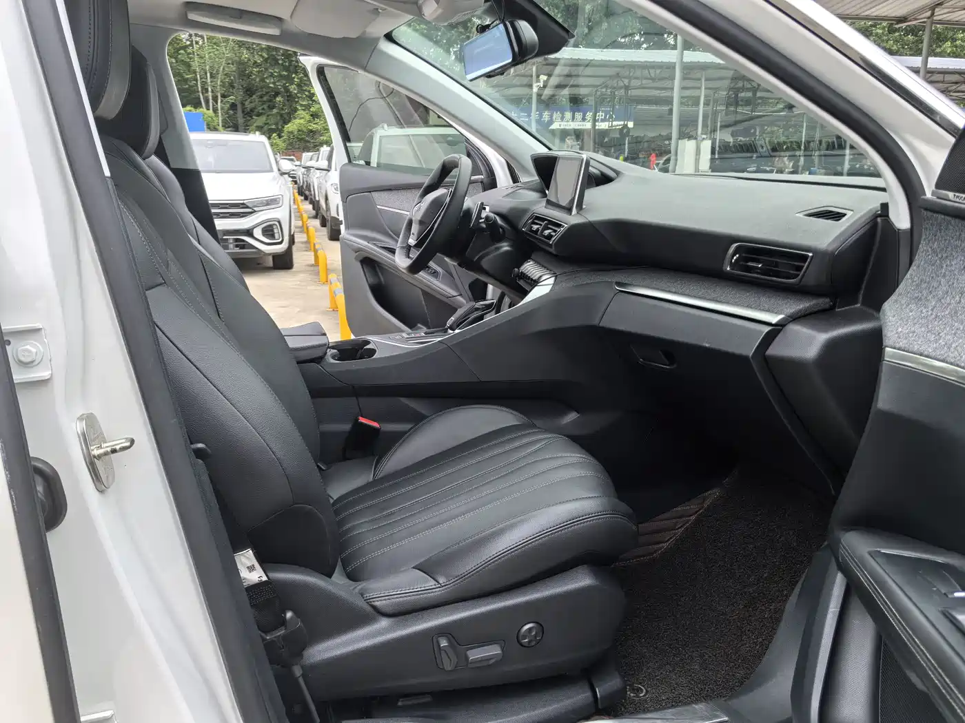 Peugeot 4008 2017 350THP Luxury Edition фото 6