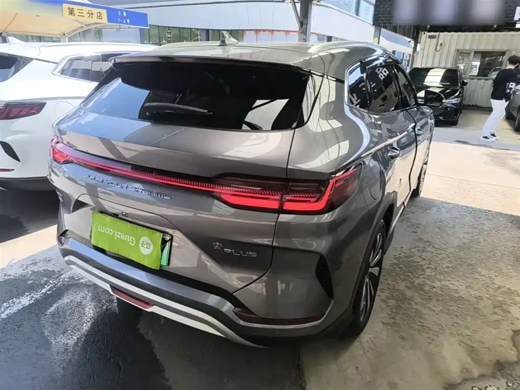 BYD Song PLUS PHEV 2024 Glory Edition DM-i 110km Flagship фото 8