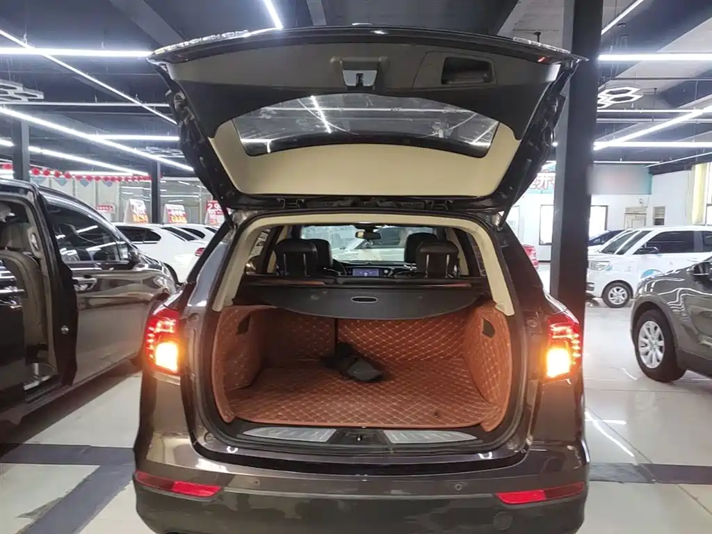 Buick Envision Plus 2016 20T 2WD Leading фото 19