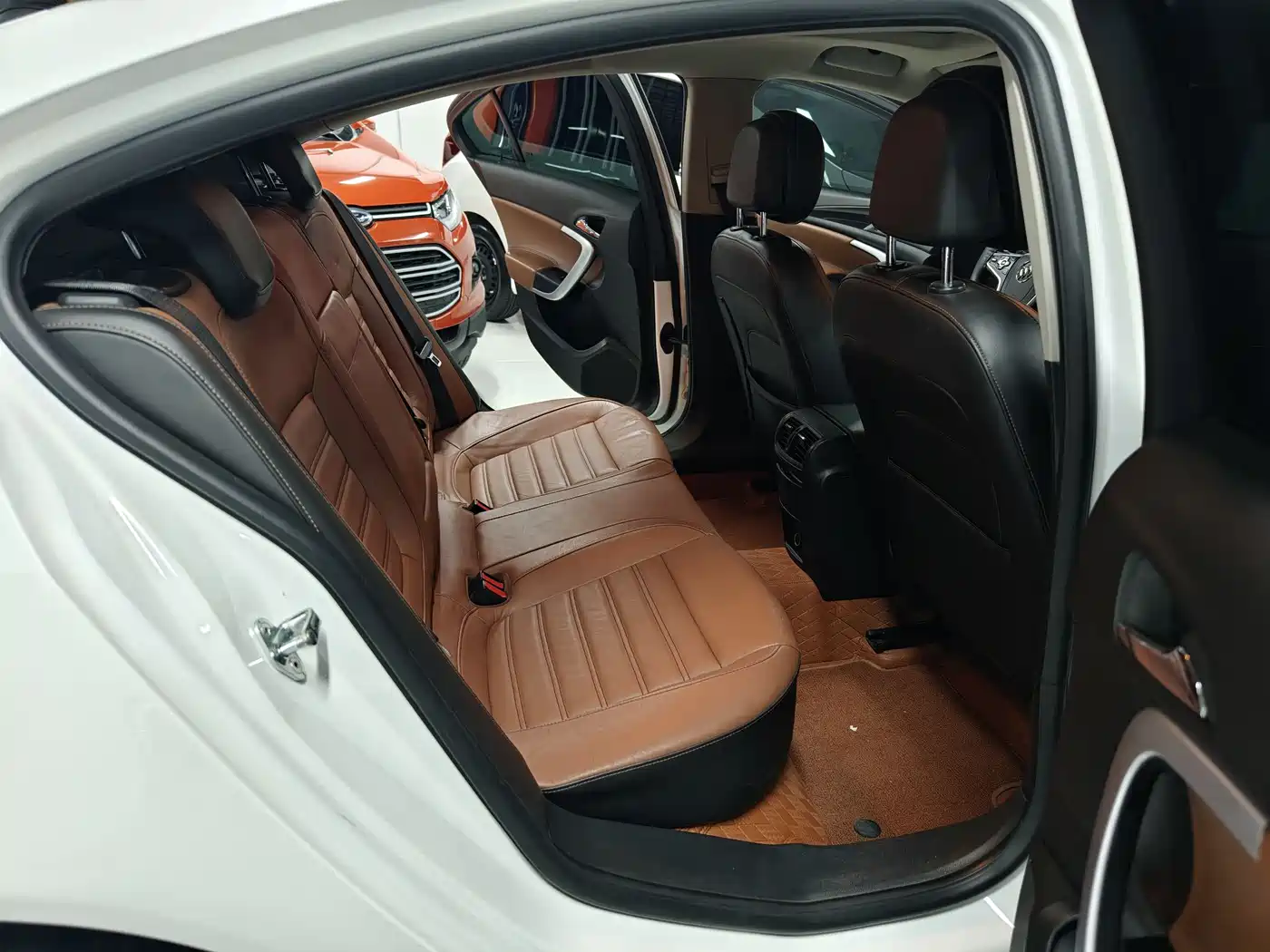 Buick Regal 2014 GS 2.0T Heroic Sport Edition фото 9
