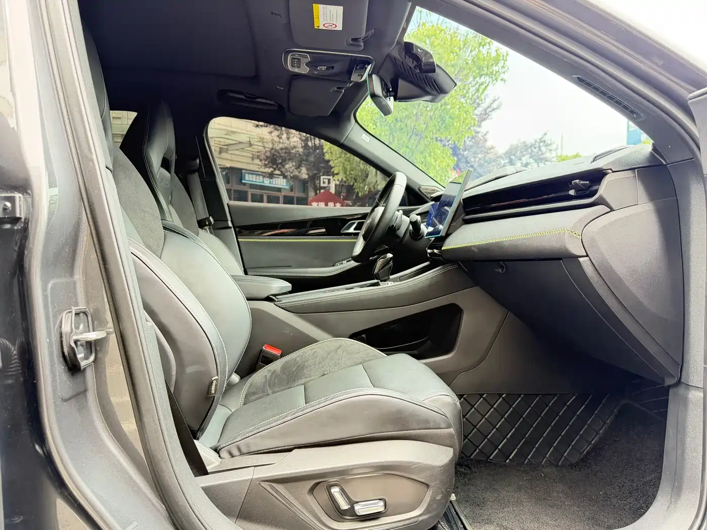 Lynk & Co 03 2023 1.5TD DCT Power Pro фото 8