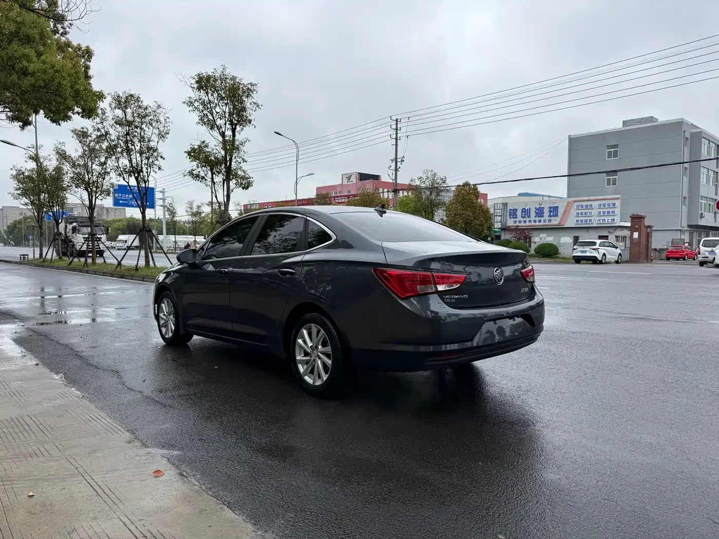 Buick Verano 2018 Sedan 15S Automatic Leading фото 7