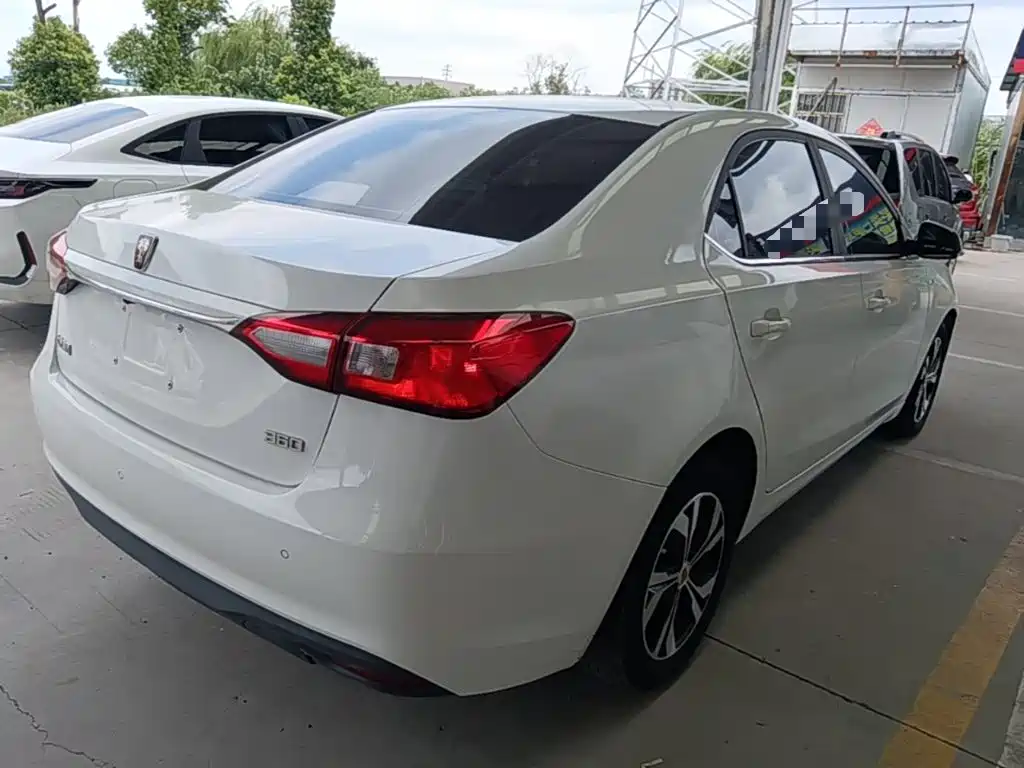 Roewe 360 2017 2017 1.5L Auto Luxury Edition