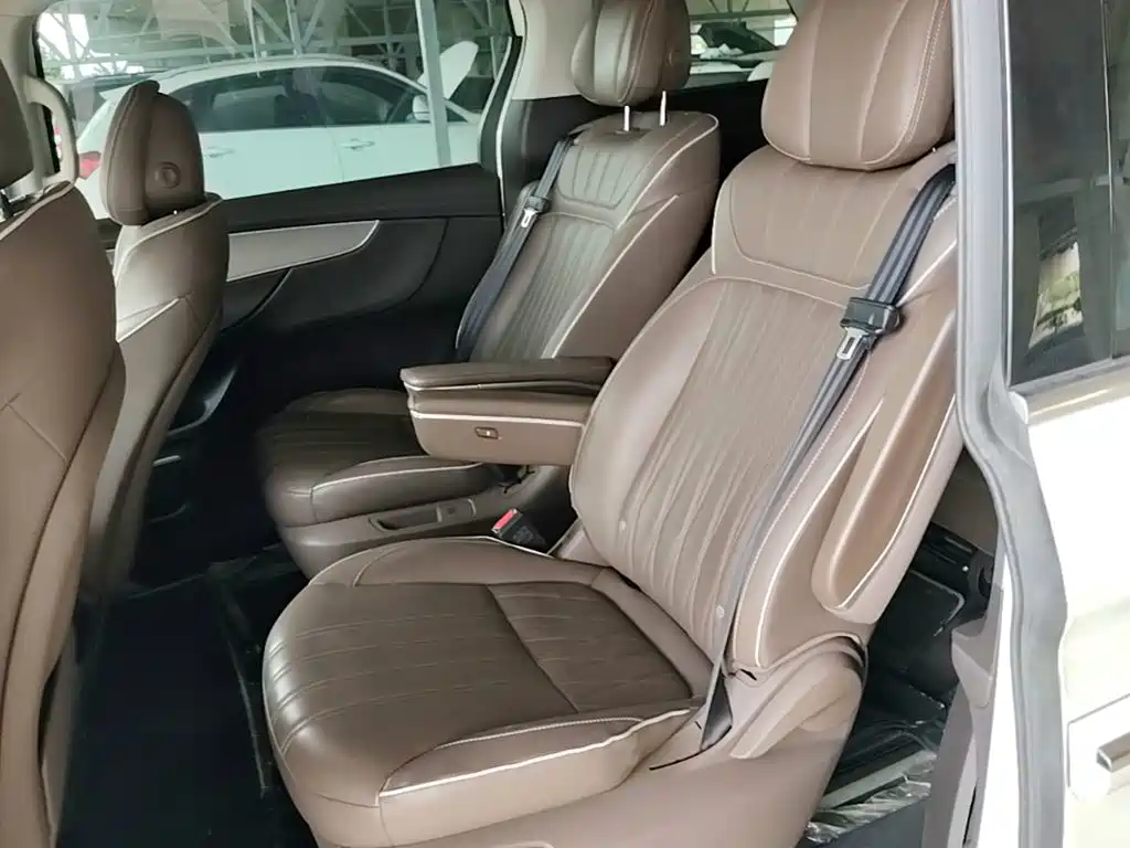 Roewe iMAX8 2024 2023 400TGI Comfort Edition