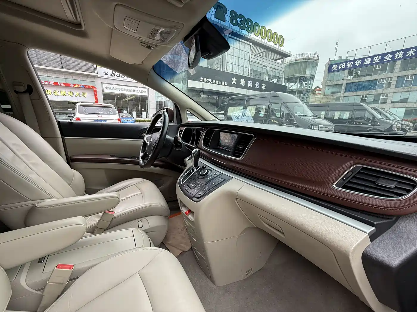 Buick GL8 2018 28T Luxury Model China VI фото 10