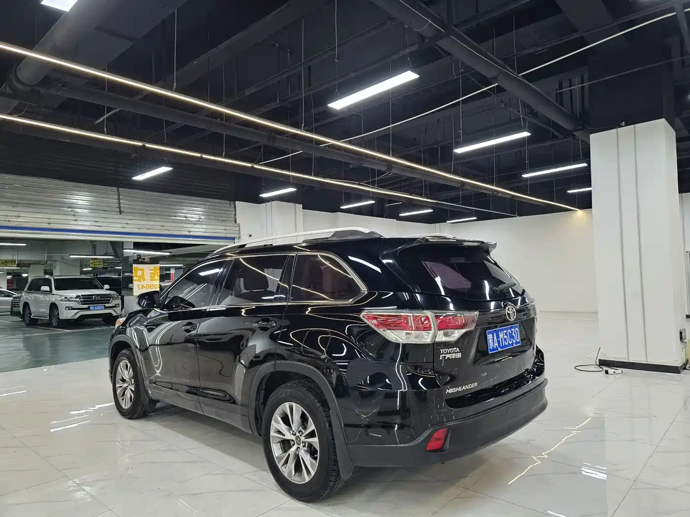 Фото 6 - Toyota Highlander