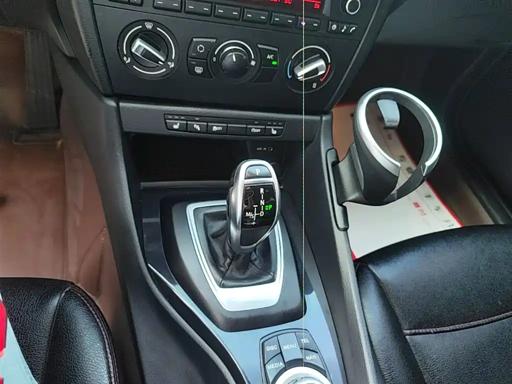 BMW X1 2015 Model sDrive18i Fashion Advanced Edition фото 14