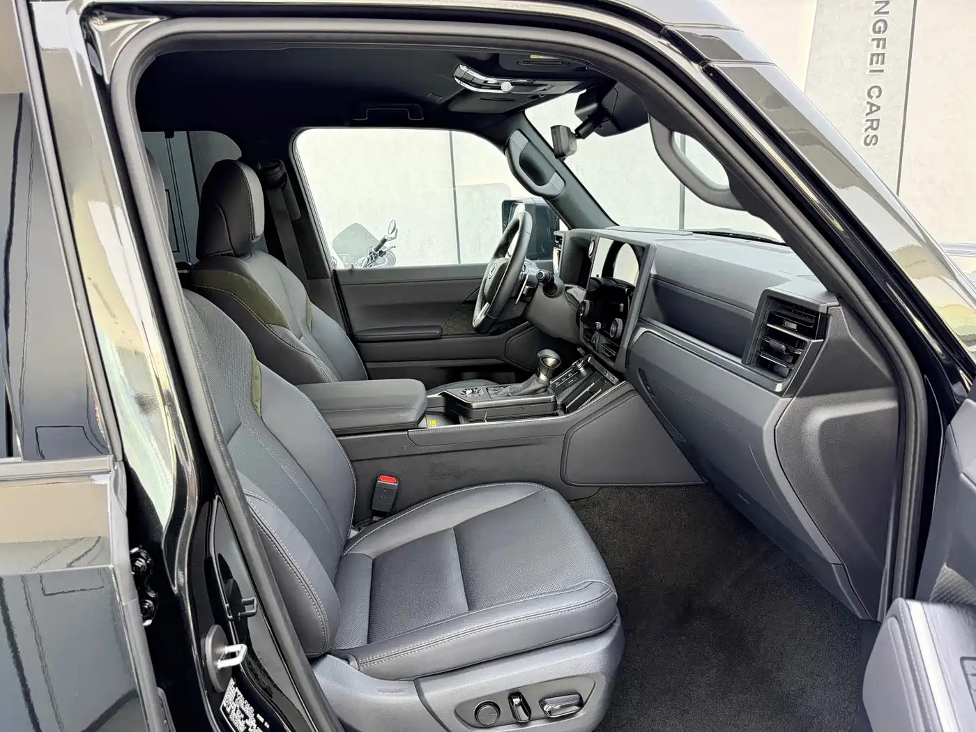 Lexus GX 2024 OVERTRAIL Summit Edition фото 12