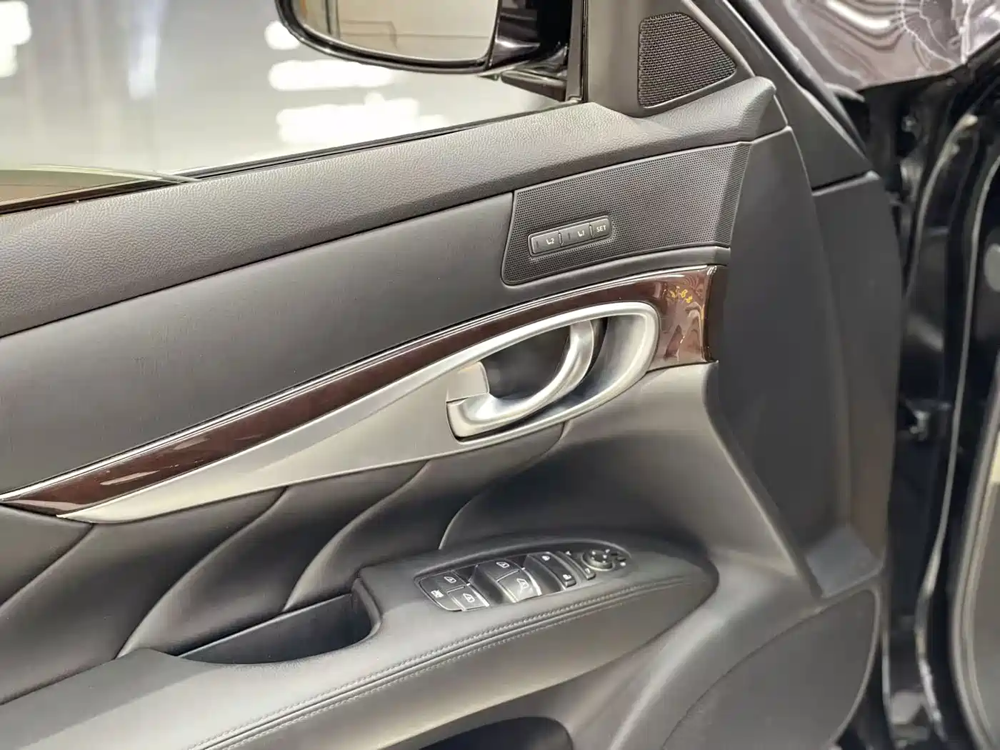 Infiniti Q70 2014 2013 Q70L 2.5L Premium