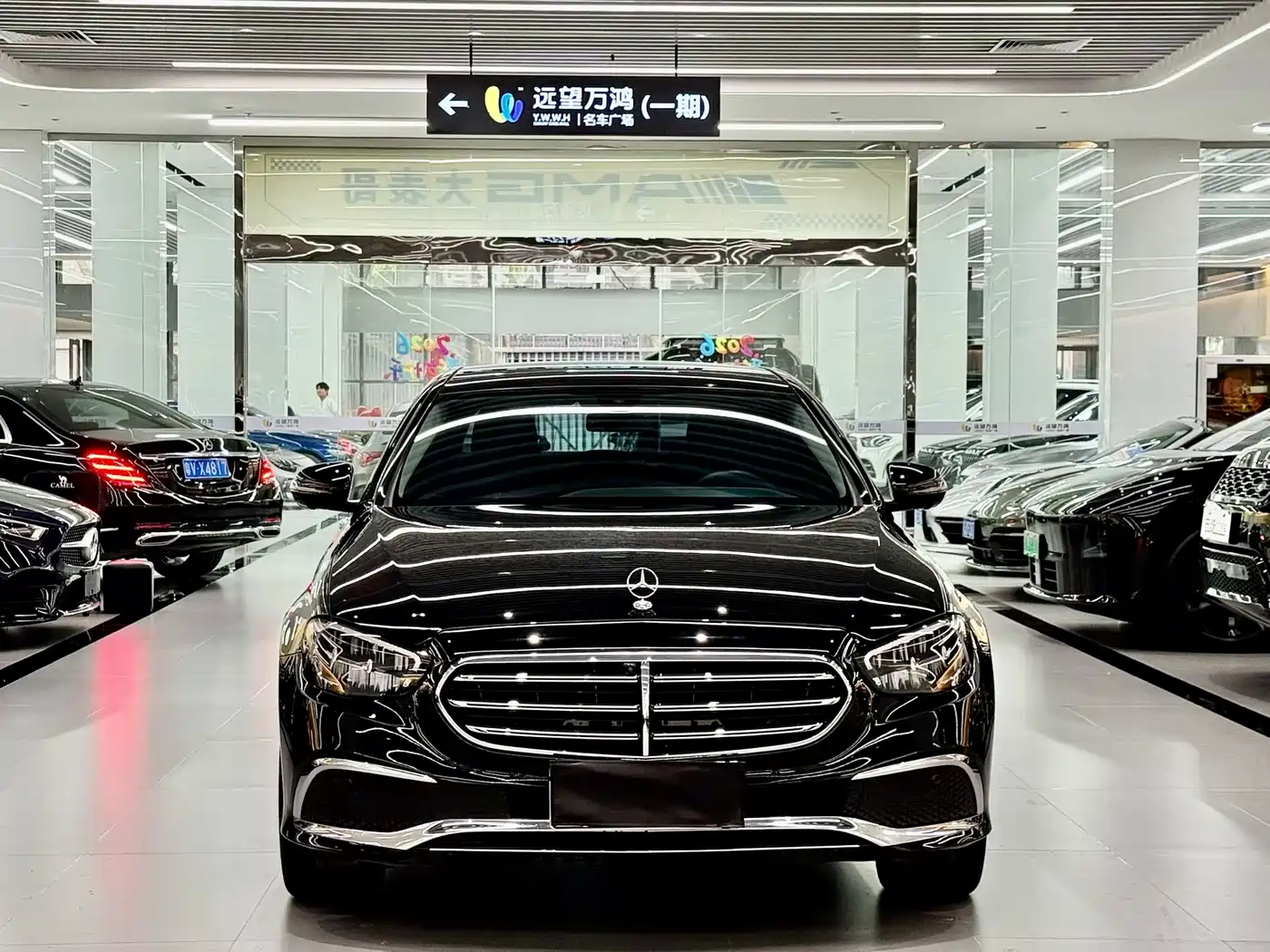 MERCEDES-BENZ E CLASS