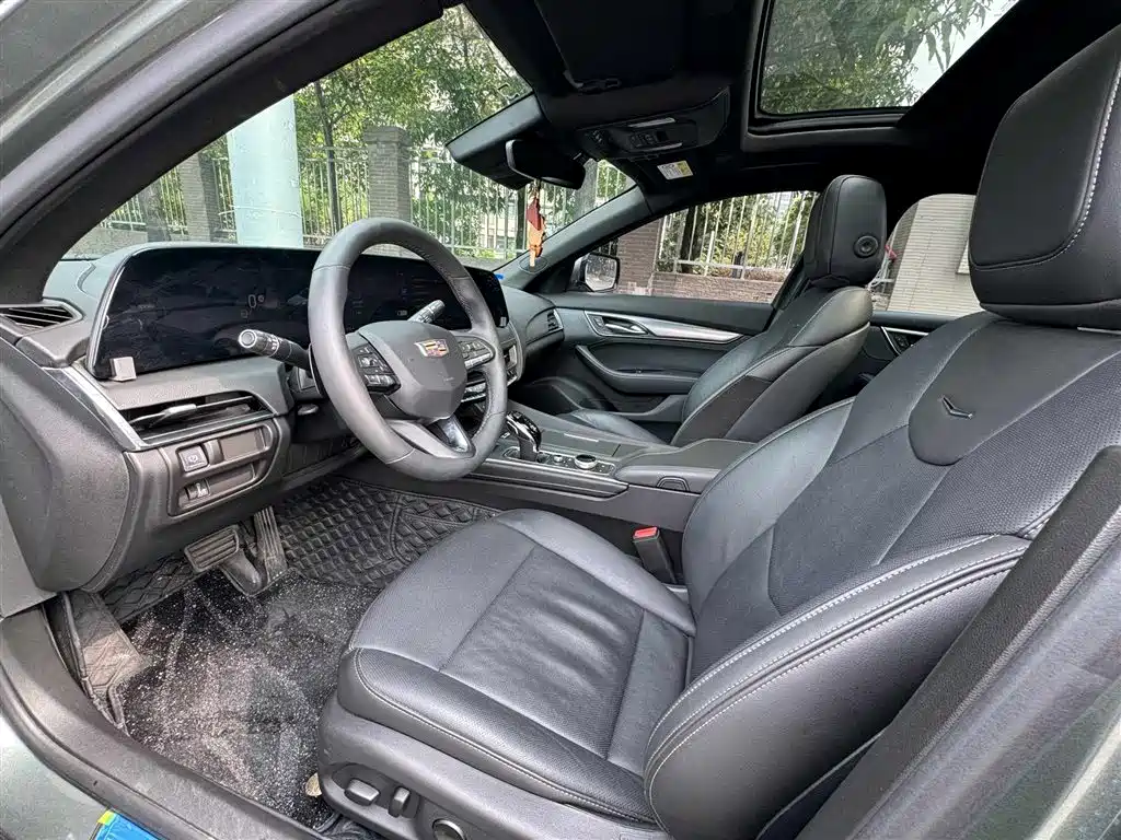 Cadillac CT5 2024 28T Luxury Model Pro фото 5