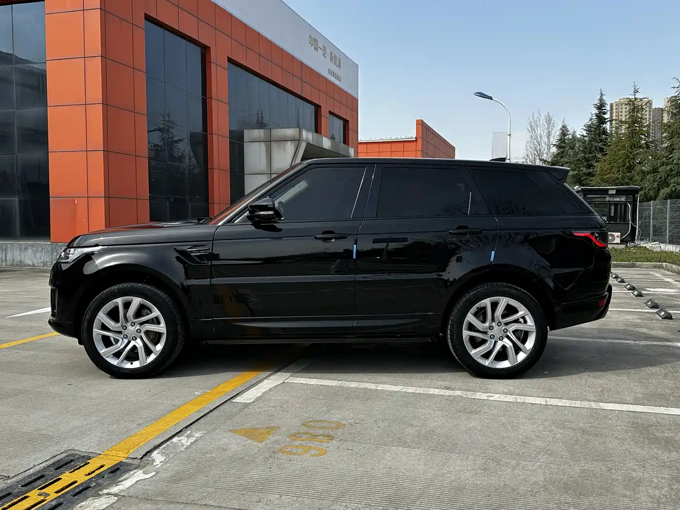 Land Rover Range Rover Sport 2018 3.0 SC V6 HSE DYNAMIC фото 4