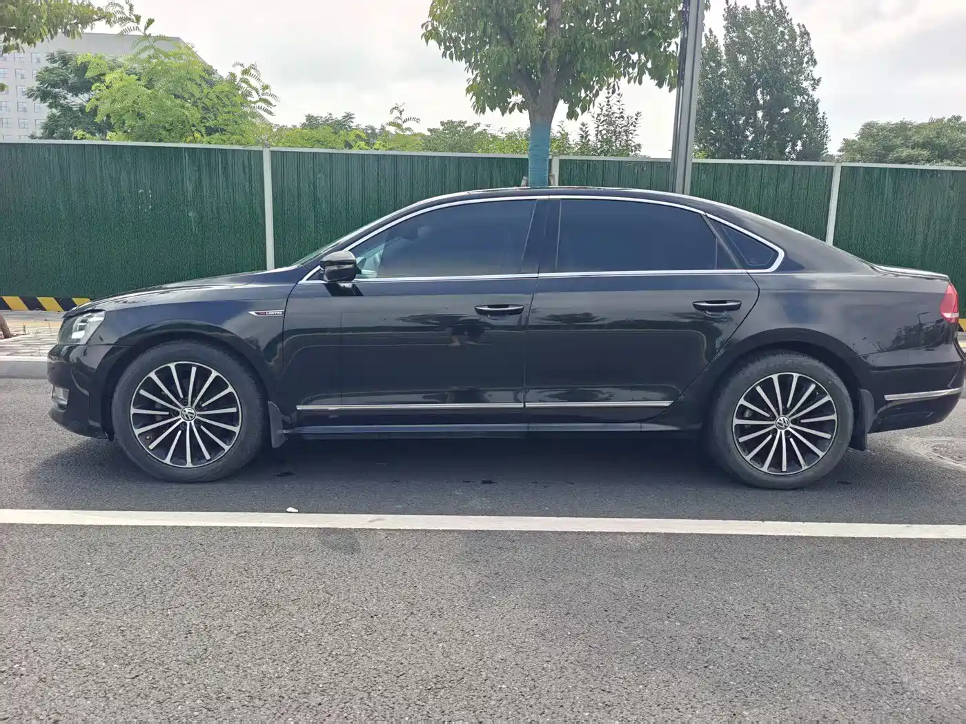 Фото 4 - Volkswagen Passat