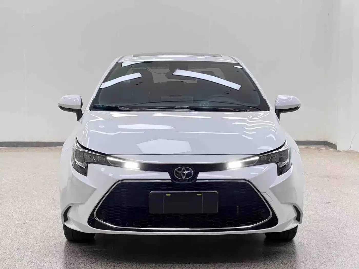 Toyota Levin 2022 185T CVT Luxury Edition фото 2