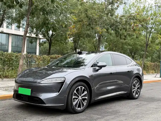 AITO WISDOM WORLD R7