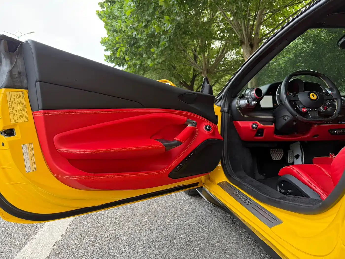 Ferrari F8 2021 2019 Tributo 3.9T V8