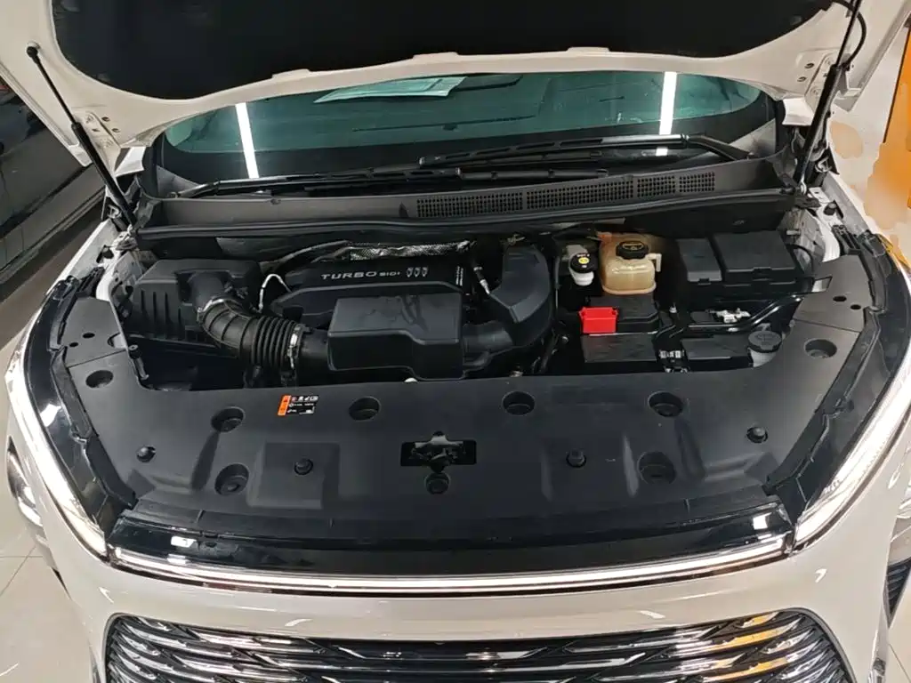 Фото 20 - Buick GL8