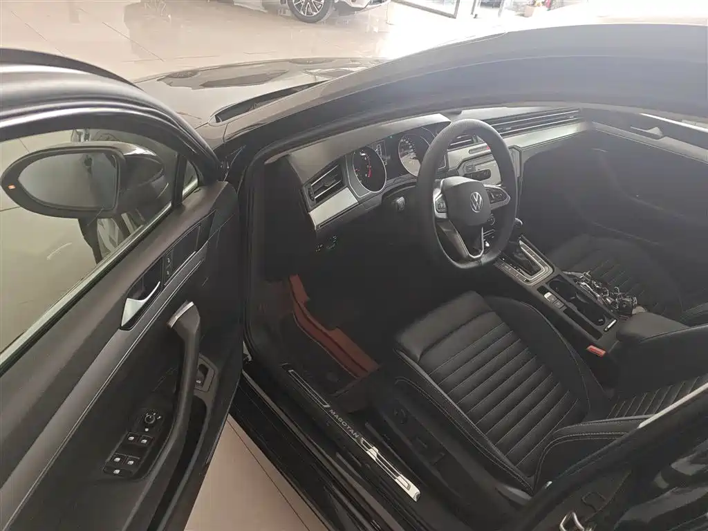 Volkswagen Magotan 2020 280TSI DSG Comfort фото 16