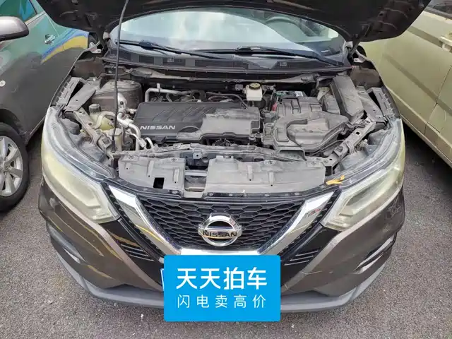Nissan Qashqai 2019 2.0L CVT Luxury Edition — фото 3