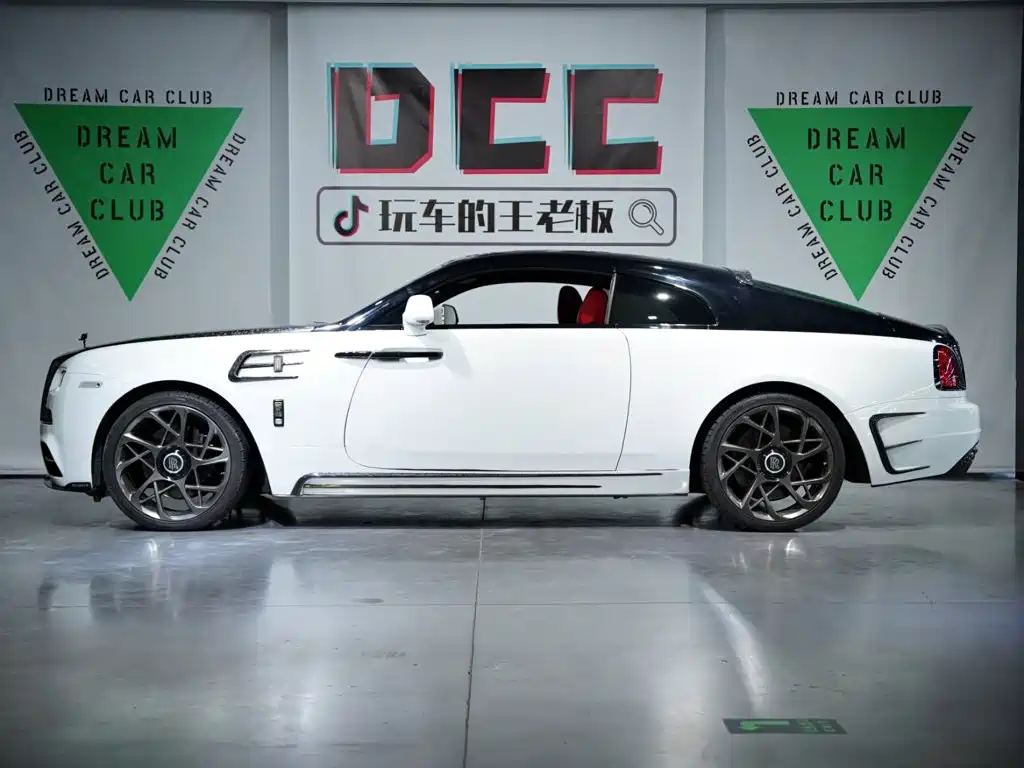 Фото 42 - Rolls-Royce Wraith