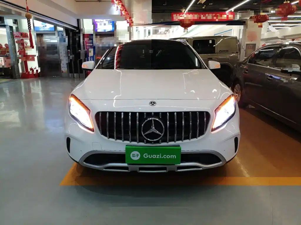 Mercedes-Benz GLA 2018 GLA 200 Fashion фото 3