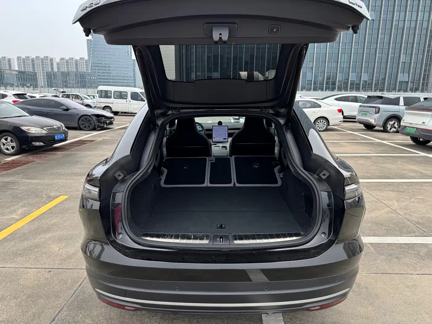 NIO EC6 2024 75kWh фото 16