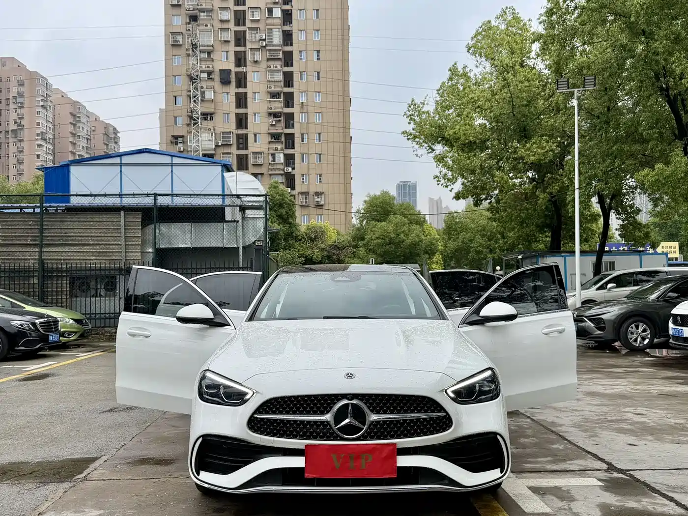 Mercedes-Benz C-Class 2025 C 260 L Sport Edition фото 3