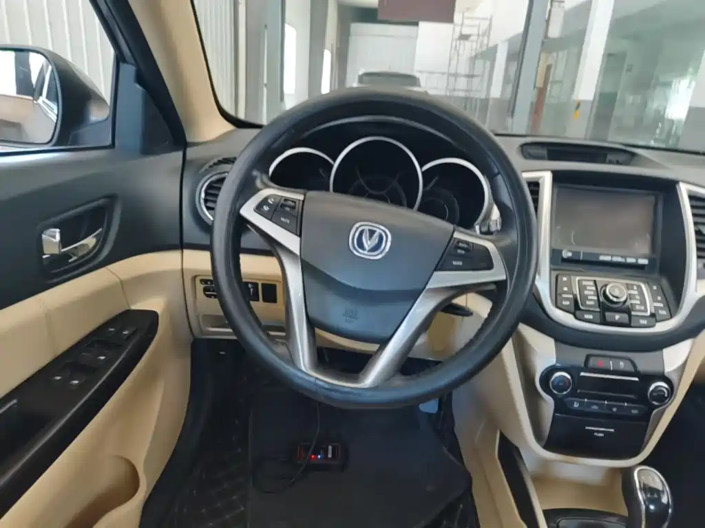 Changan Eado 2015 2015 1.6L Manual Luxury China V