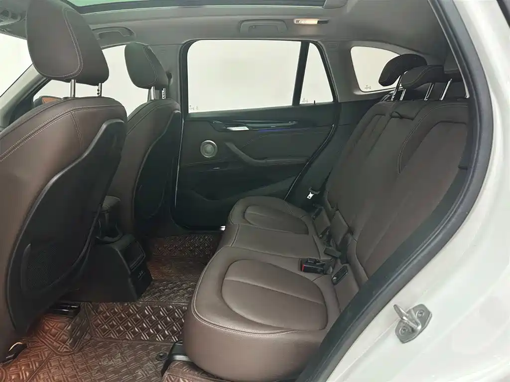 BMW X1 2021 Facelift sDrive20Li Fashion фото 21