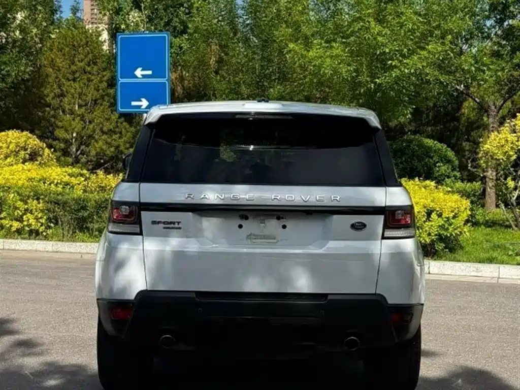 Фото 5 - Land Rover Range Rover Sport