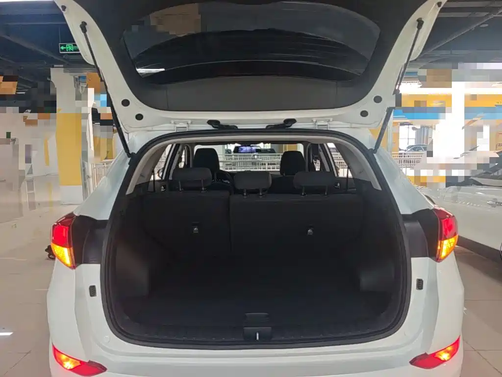 صورة 19 - Hyundai Tucson