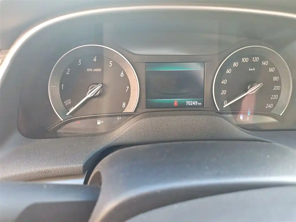 Buick Excelle 2018 15T Dual Clutch Elite (China V) фото 4