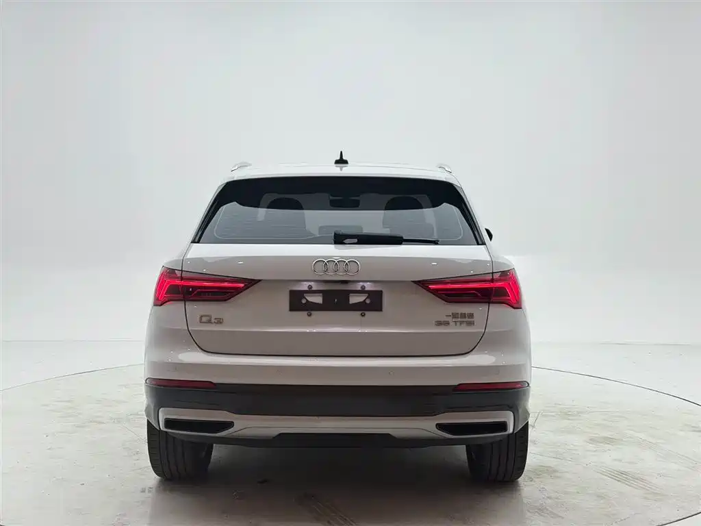 Audi Q3 2021 35 TFSI Fashion Elegance фото 5