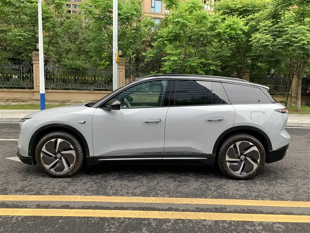 Фото 7 - NIO ES6